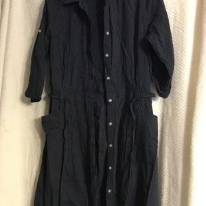 Women’s belted dress